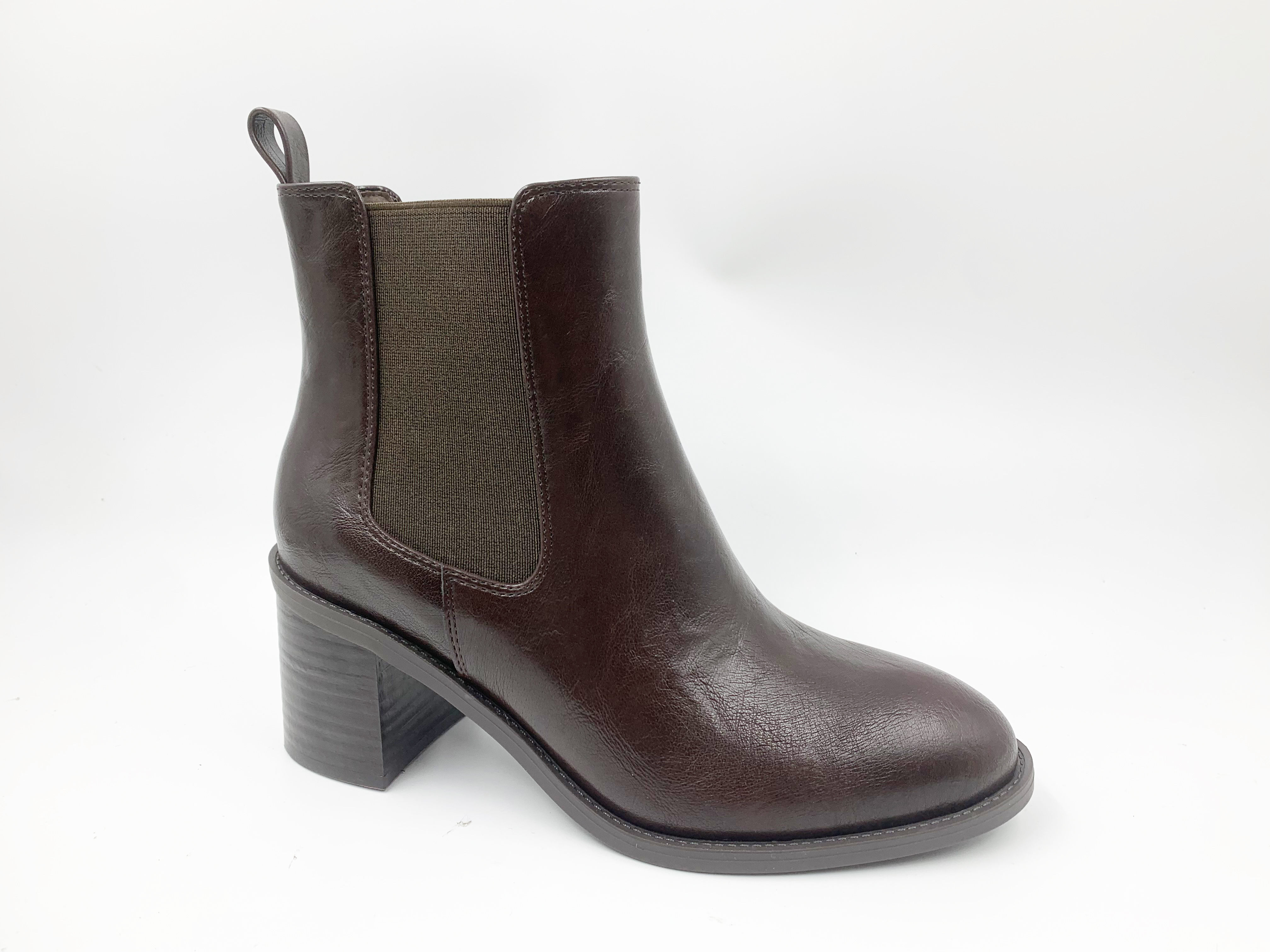 Womens Chelsea Boot